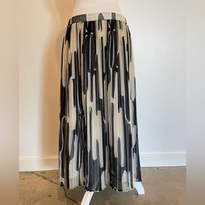 KENZO Abstract Pleated Skirt Size EU 40